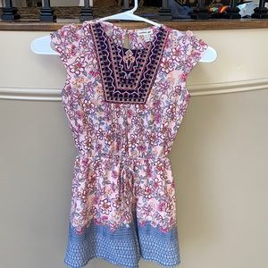 Girls shorts romper, elastic waist, size small 7/8